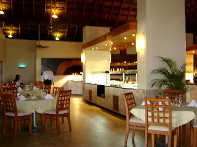 Holiday Village White Sands Cozumel Hotel