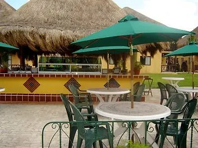 Holiday Village White Sands Cozumel 4*,